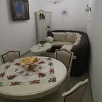 게스트하우스 Ikonomov House 반스코