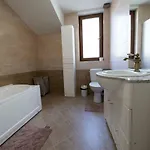 Ikonomov House 게스트하우스 반스코