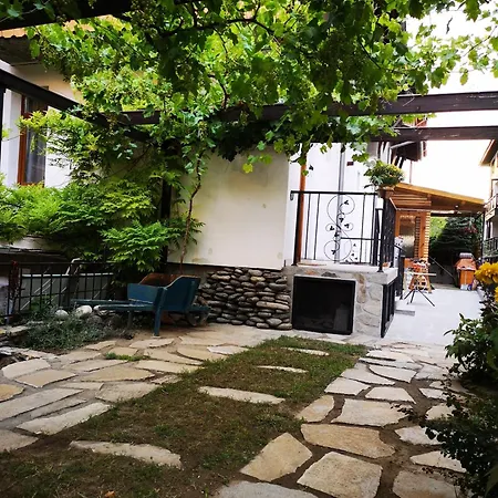 Ikonomov House *